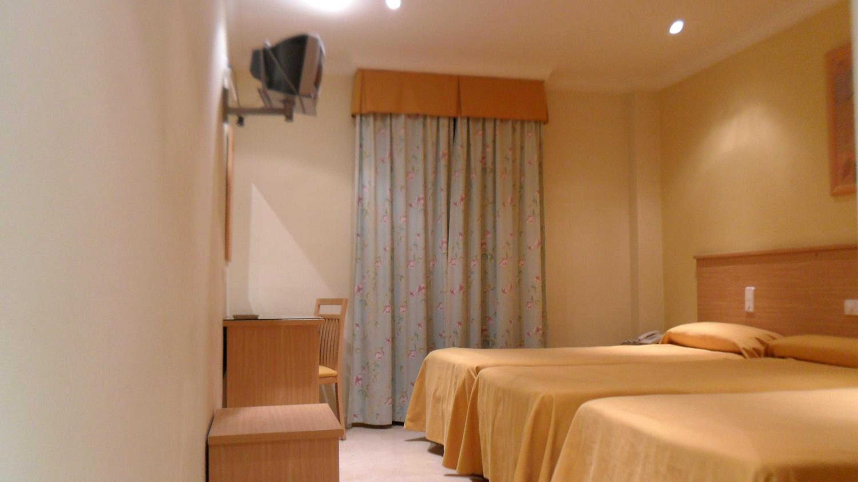 Hotel los Girasoles 20/50
