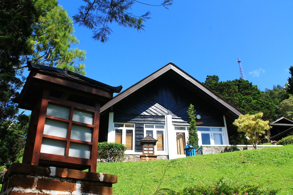 Puncak Pass Resort 1/76