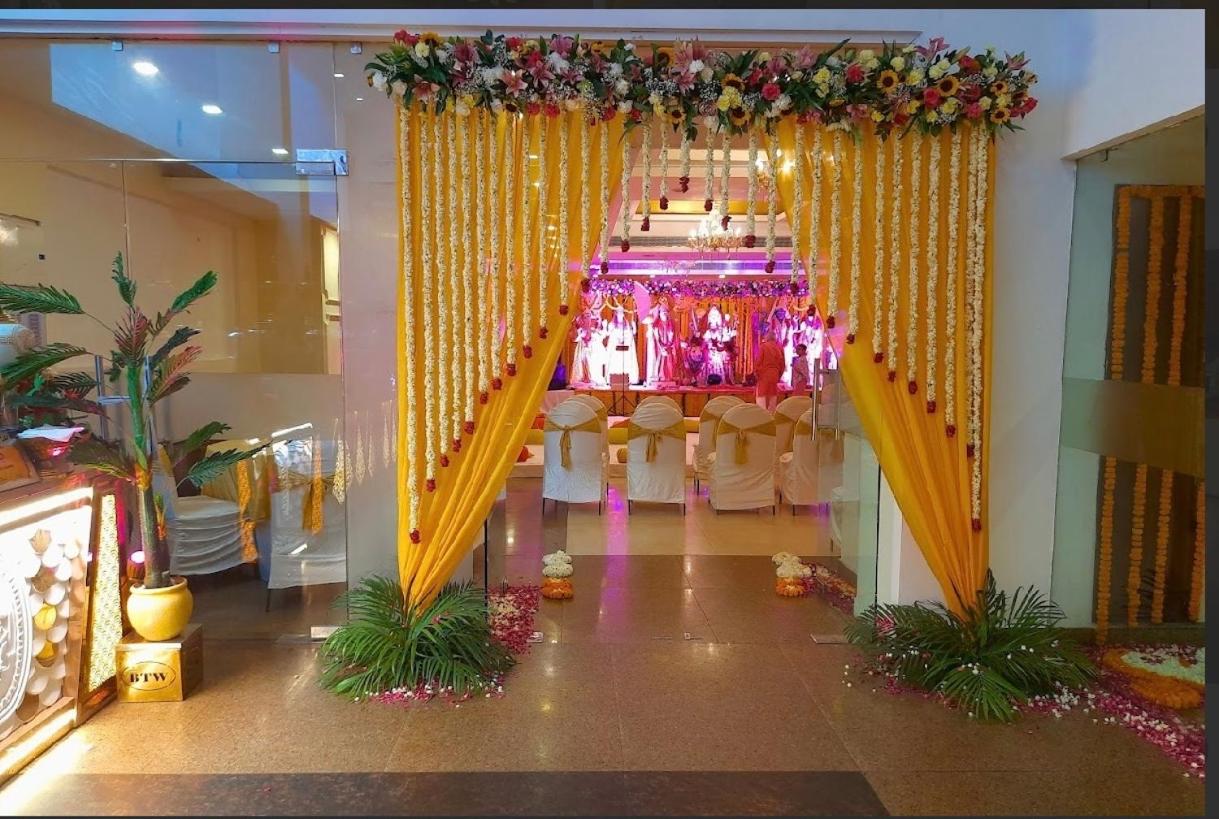 Madhuban Hotel 7/28