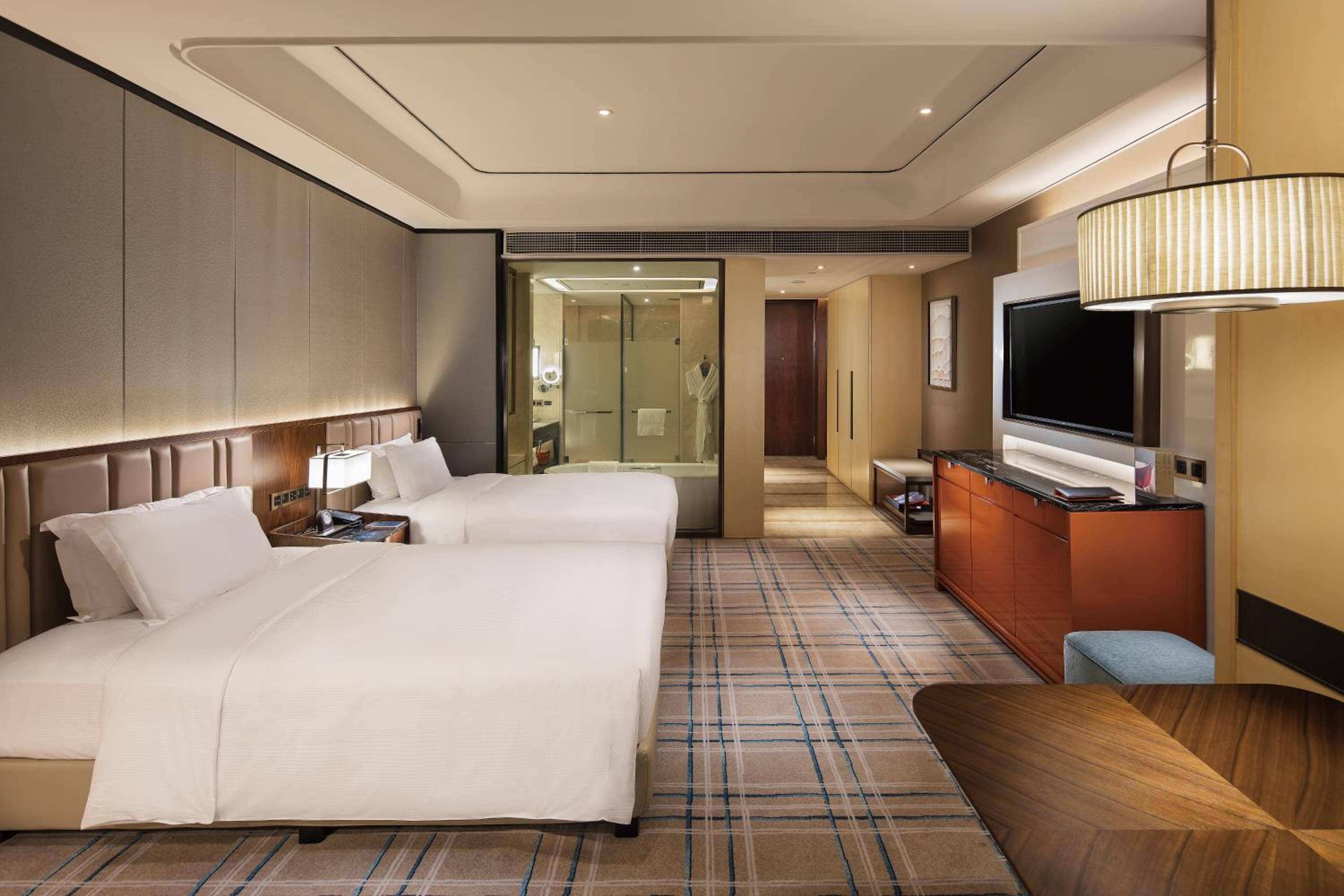 Room, Twin Beds, City View