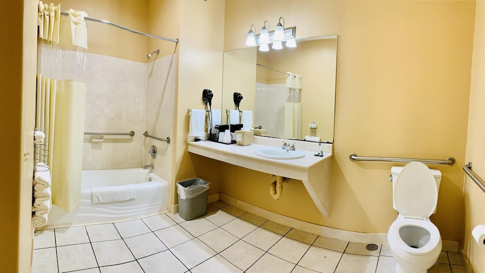 Weston Inn Suites 19/55