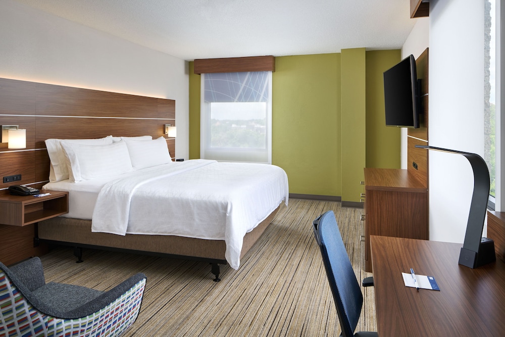 HOLIDAY INN EXPRESS RICHMOND-DOWNTOWN 11/58