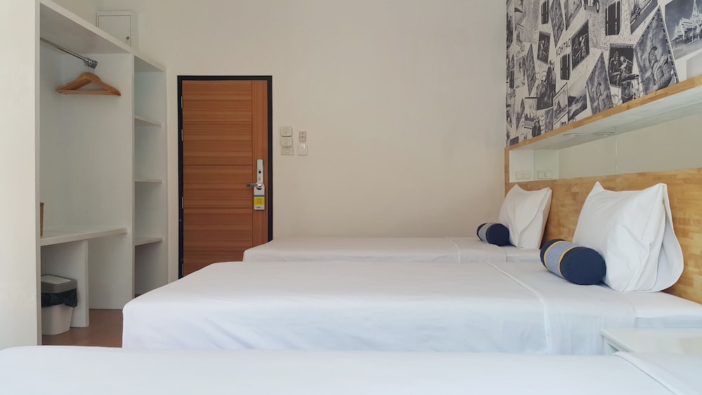Mar24 Koh Tao Hotel 10/58