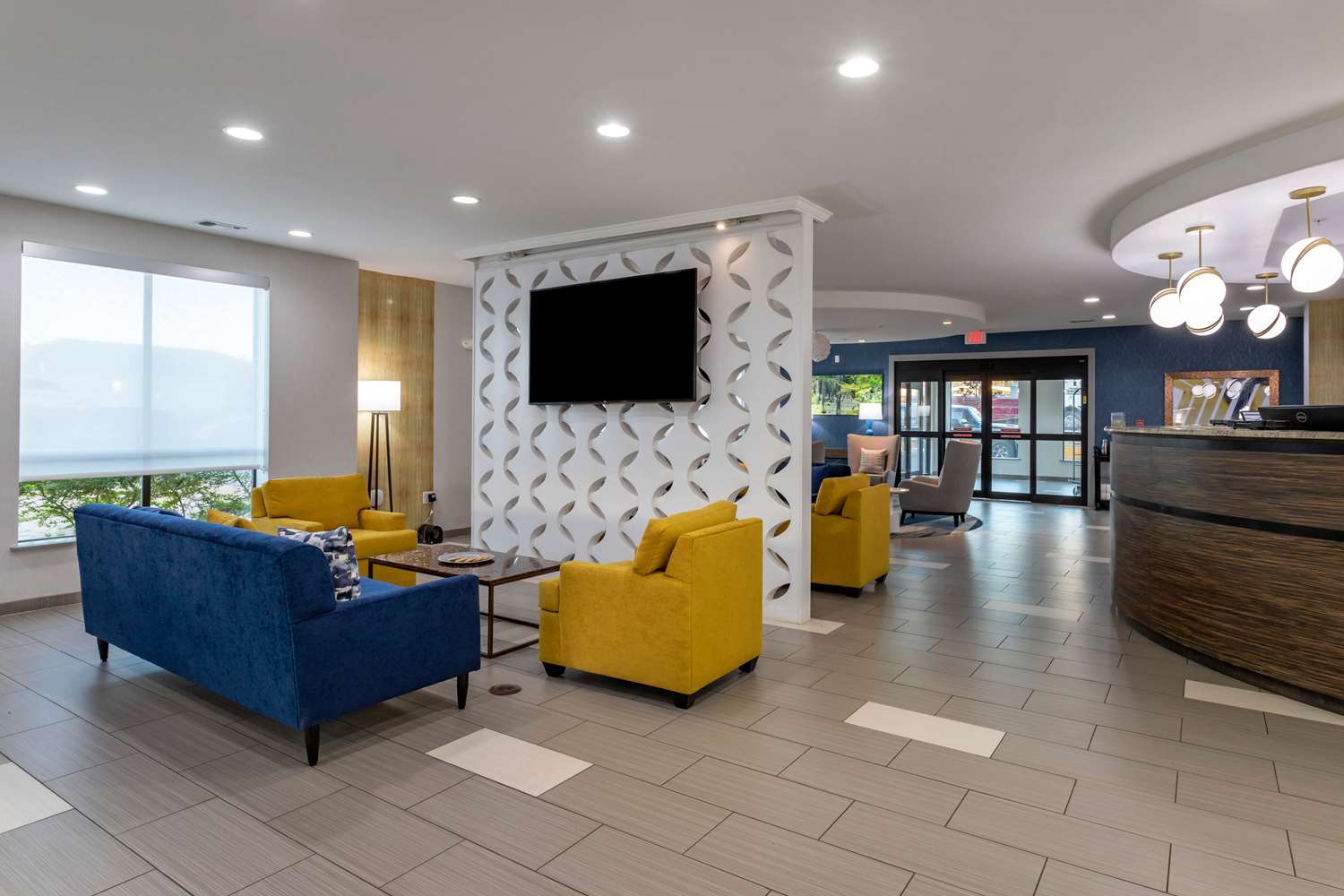 Comfort Suites Natchitoches, LA 24/48