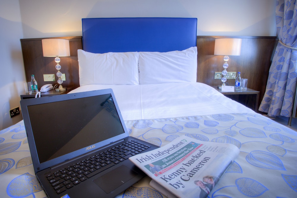 The Lucan Spa Hotel 34/65