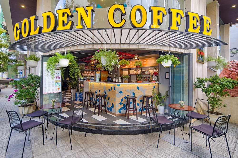 Golden Star Hotel 60/69