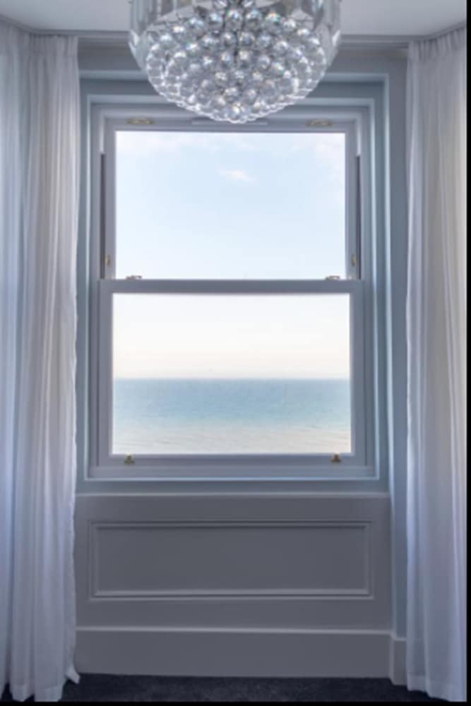 View Hotel Folkestone 2/72