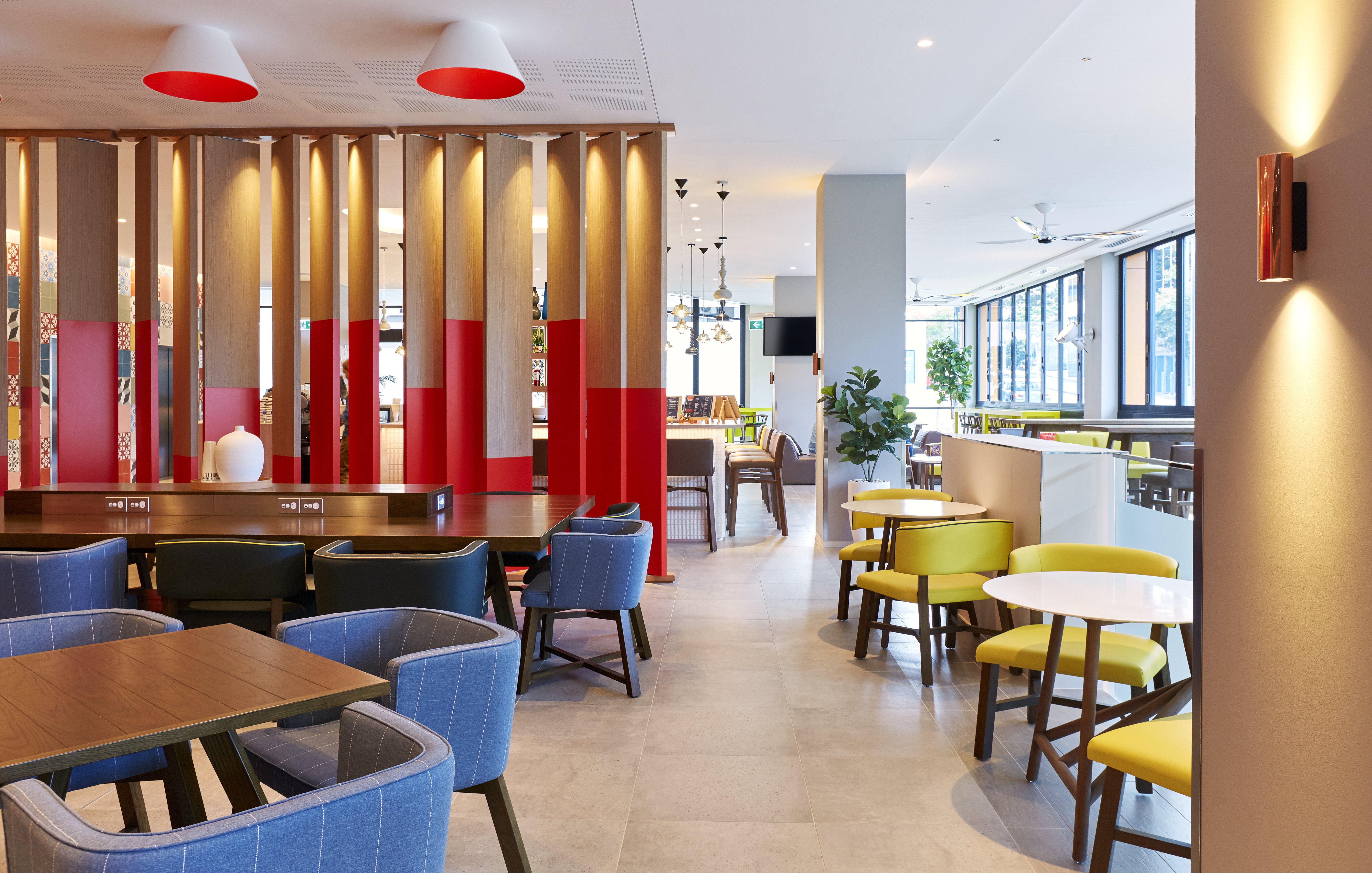 Holiday Inn Express Brisbane Central 38/53