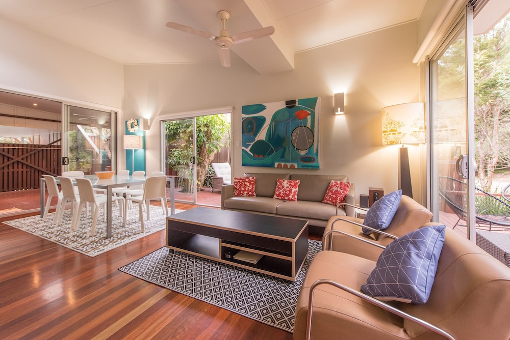 Allure Stradbroke Resort 45/70