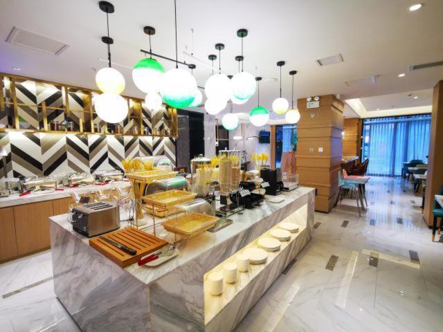 Magnotel guiyang fountain commercial center subway station hotel 22/37