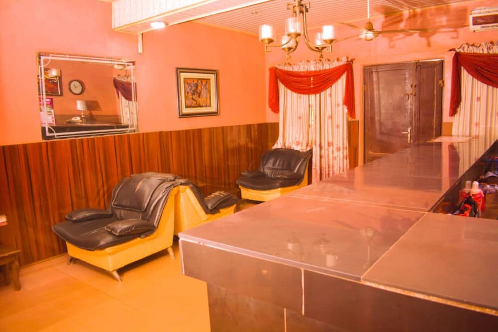 Dikord Hotel And Events Centre 31/39