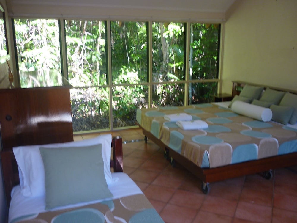 Ferntree Rainforest Lodge 10/46