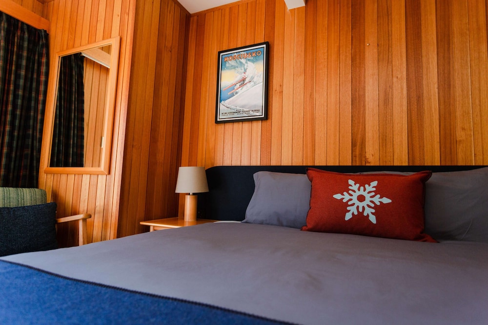THREDBO ALPINE HOTEL 21/74
