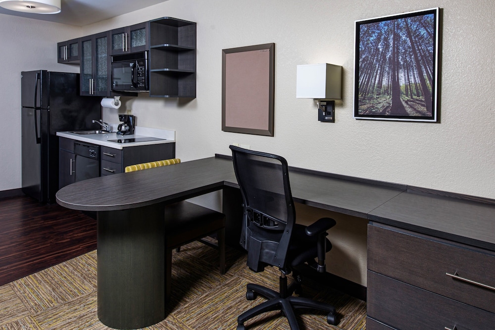 Candlewood Suites Appleton 29/38