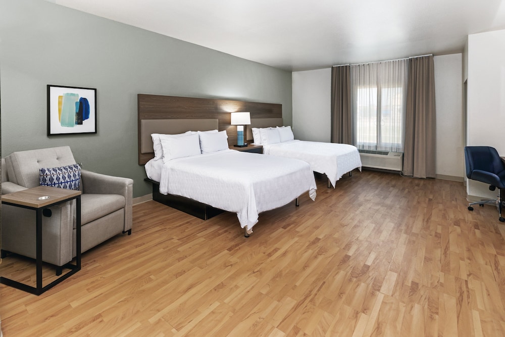 Candlewood Suites Muskogee, an IHG Hotel 13/51