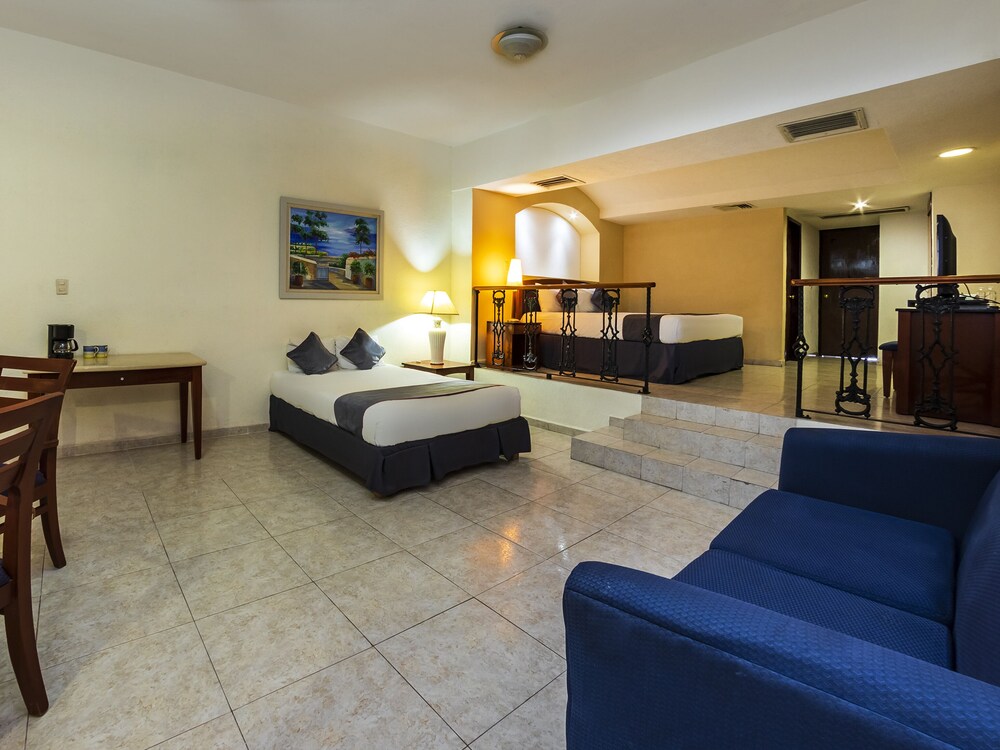 Casabella Art/Boutique Hotel 39/70