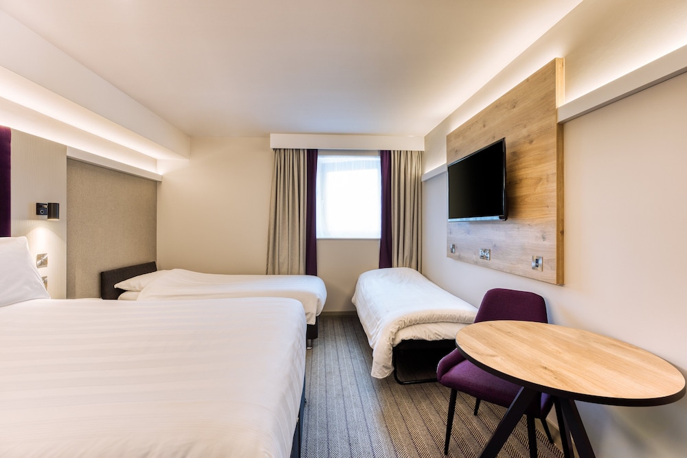 Premier Inn Maidstone Town Centre 17/52