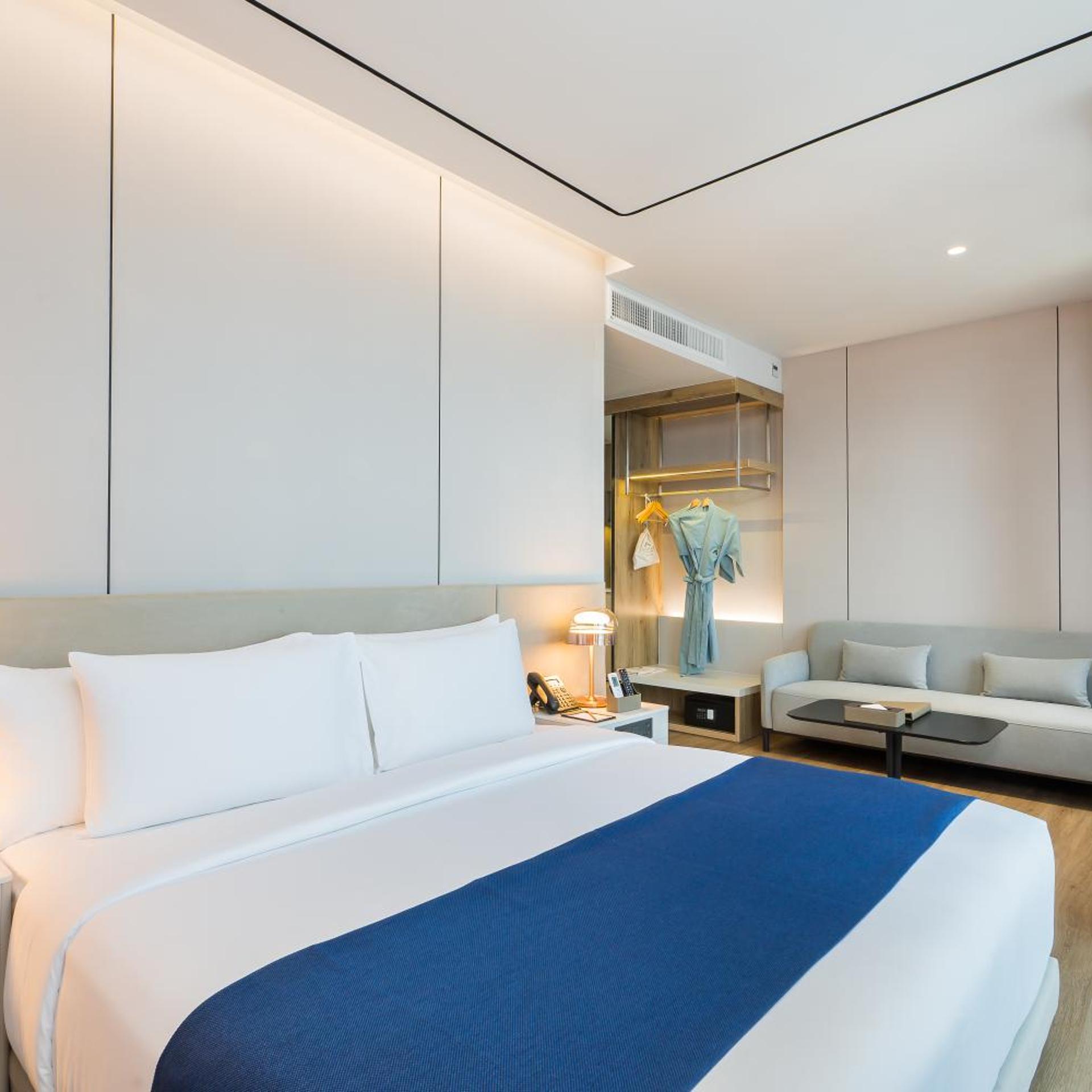 Premier, Double Bed, City View, High Floor, Arbour Hotel and Residence Pattaya (SHA Plus+) 4/10