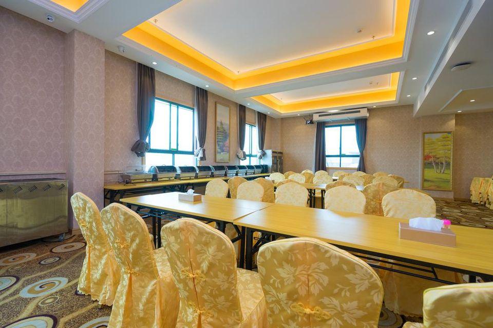 Vienna Hotel (Guangzhou Huadu Furong) 33/42