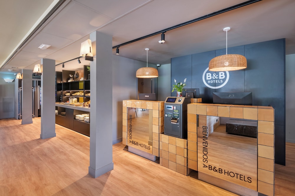 Lobby at B&B Hotel Barcelona Mollet, MOLLET DEL VALLES