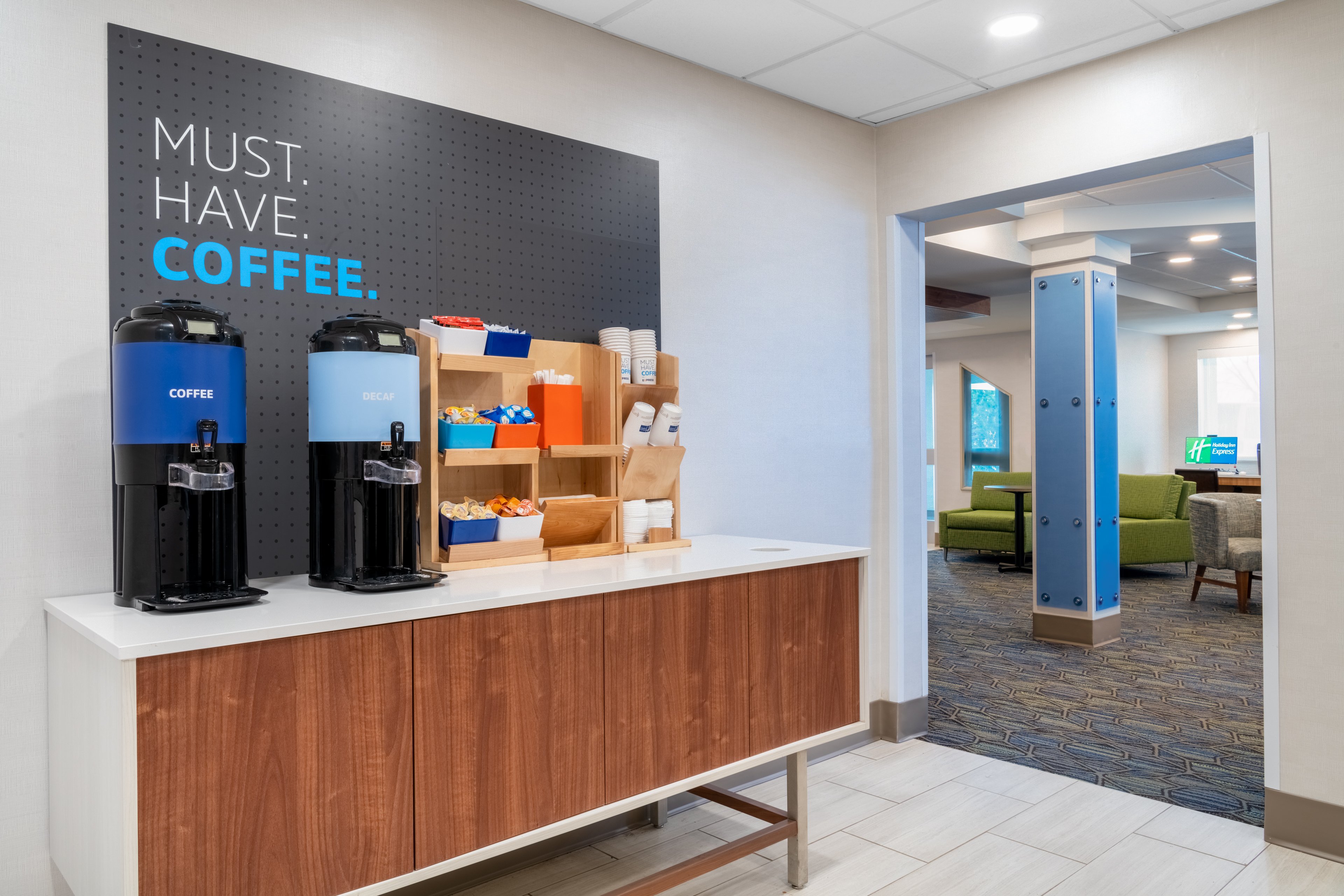 Holiday Inn Express Colorado Springs(Airport) 3/55