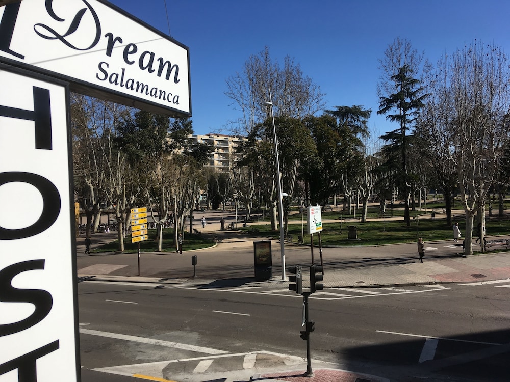 Hostal I Dream Salamanca 13/15