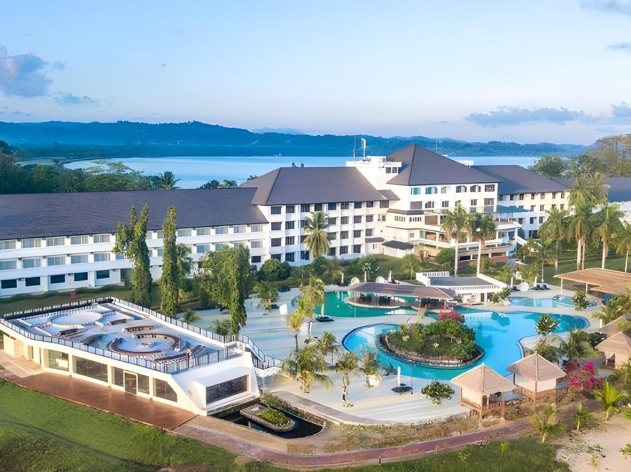 Paradise Hotel Golf and Resort 2/49