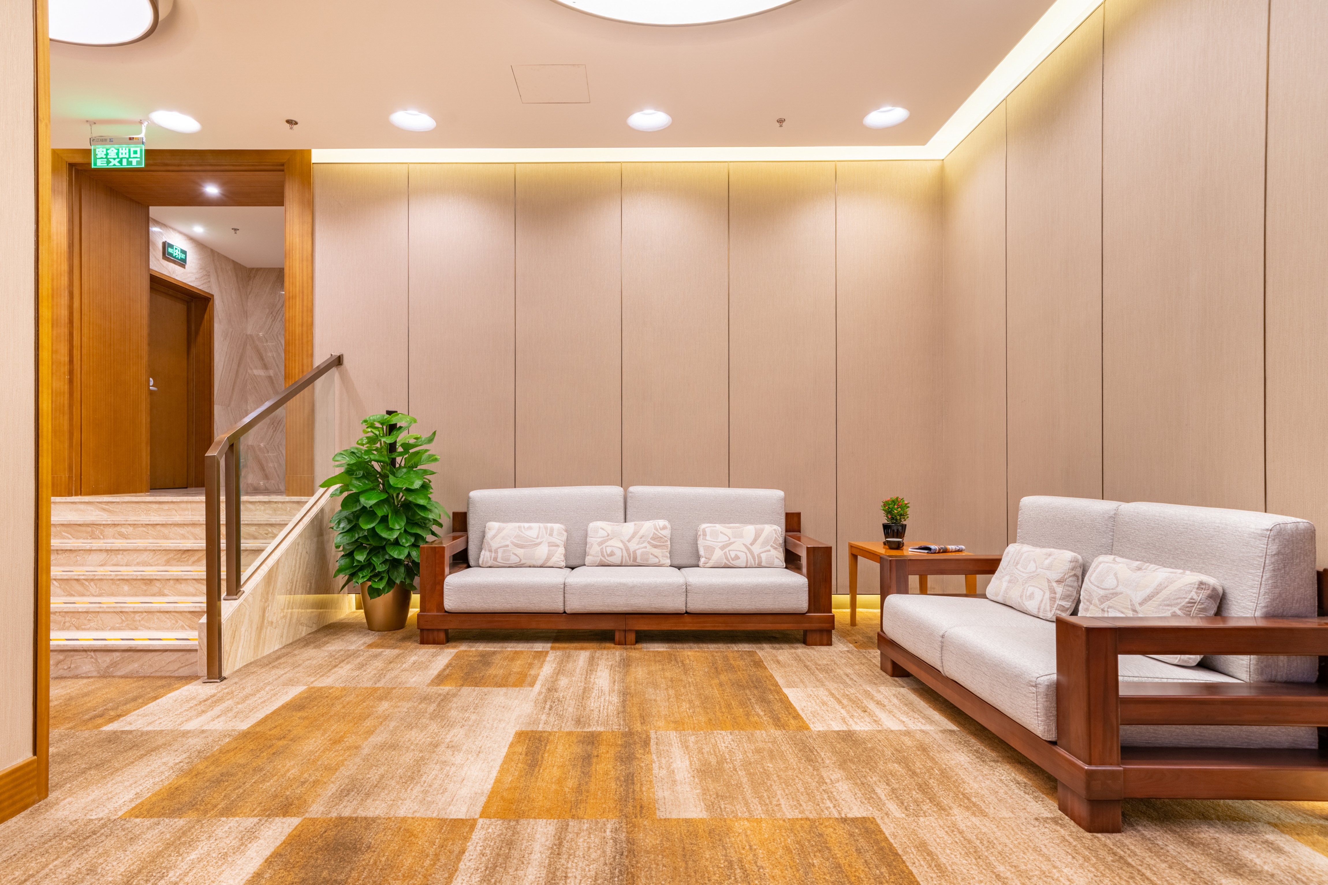 Holiday Inn Express Beijing Huacai 27/50
