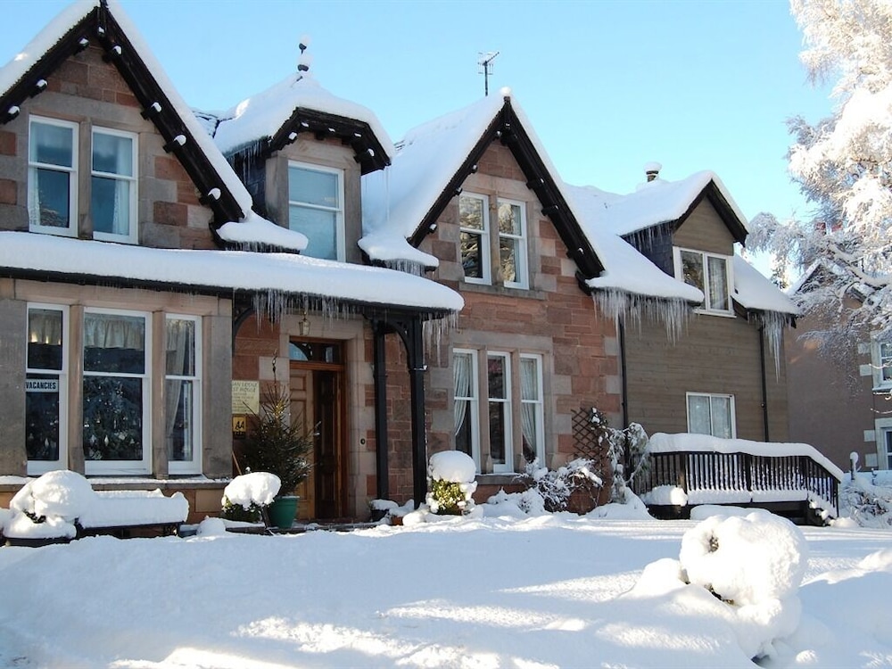 Glenan Lodge 2/50