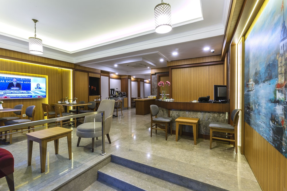 Obelisk Hotel & Suites 50/63