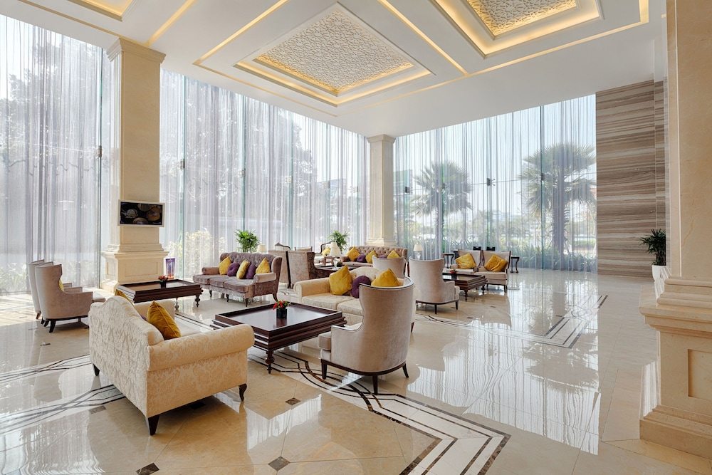 Melia Vinpearl Da Nang Riverfront 71/81