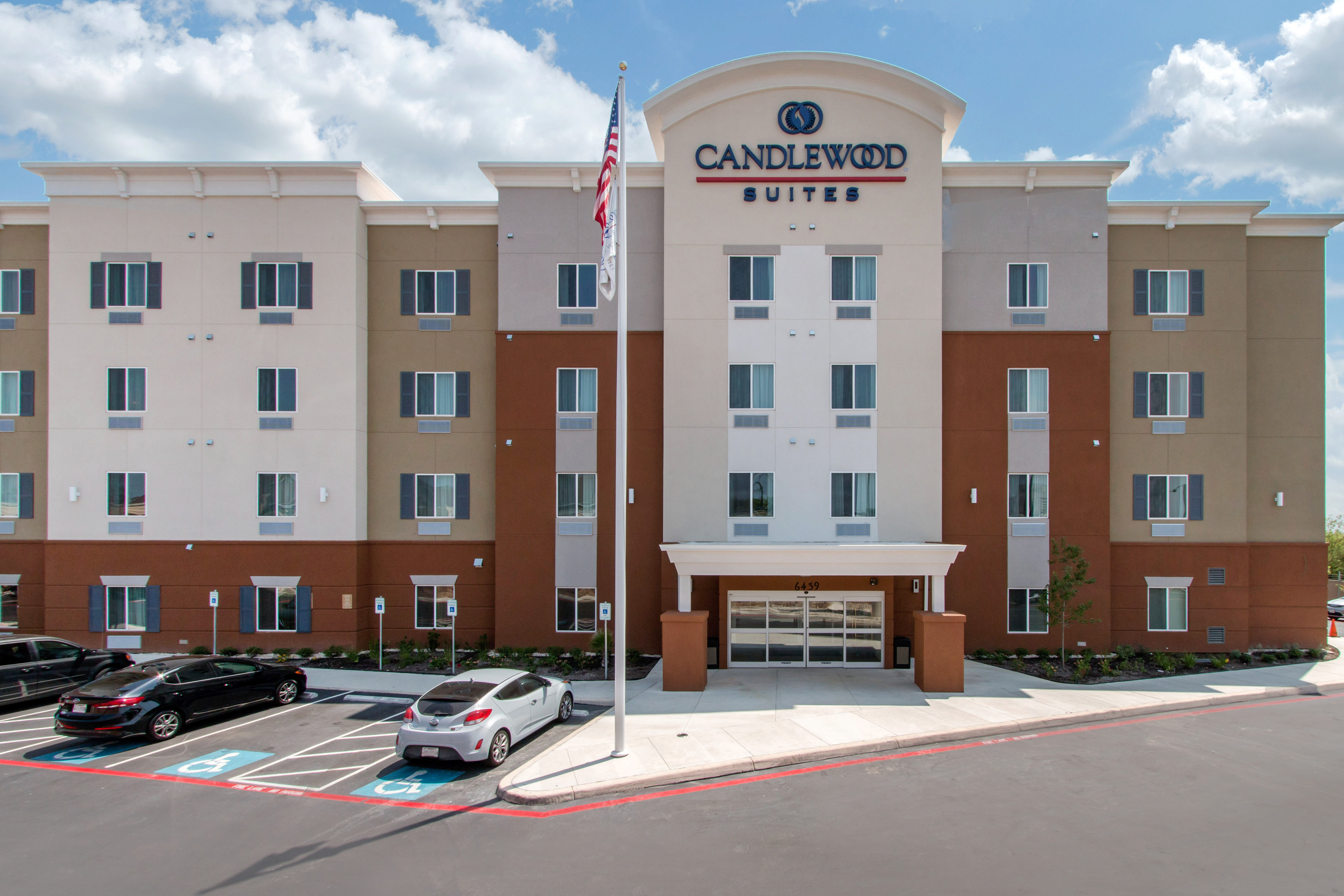 CANDLEWOOD SUITES SAN ANTONIO LACKLAND AFB AREA 41/43