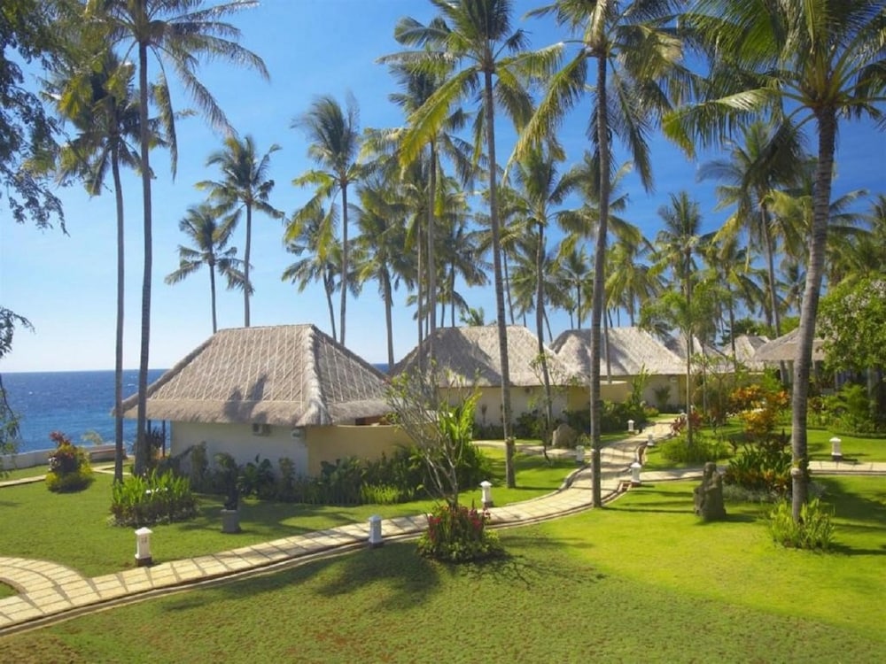 Siddhartha Ocean Front Resort Spa 41/50