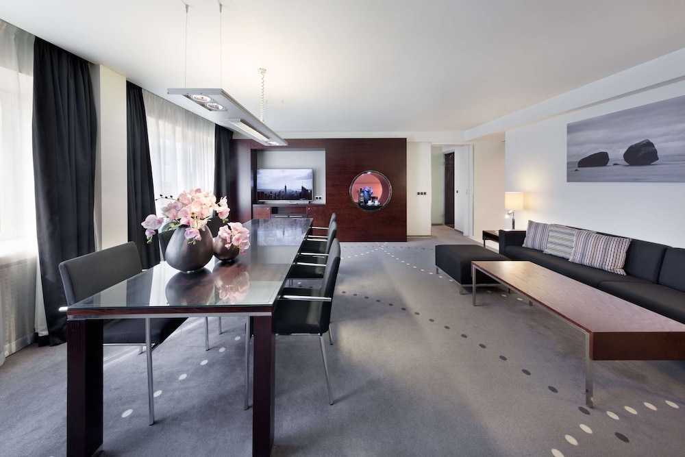 Radisson Blu Olumpia 66/74