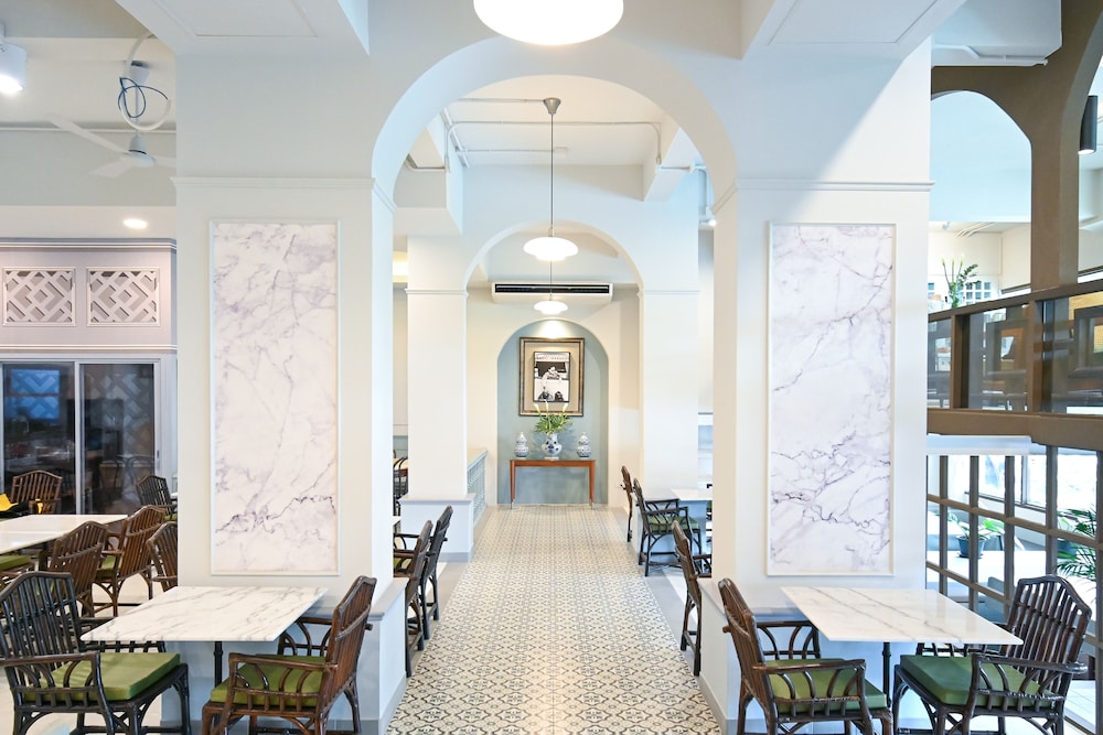 The Krungkasem Srikrung Hotel 48/65