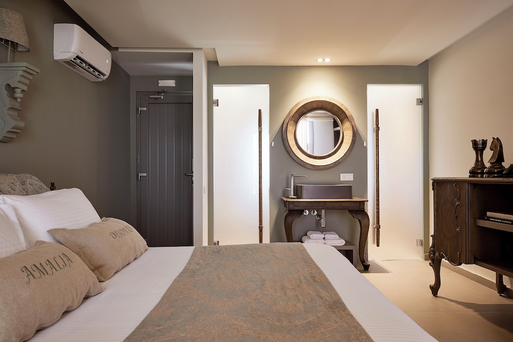 SIGNATURE, SUITE, SEA VIEW, HOT TUB