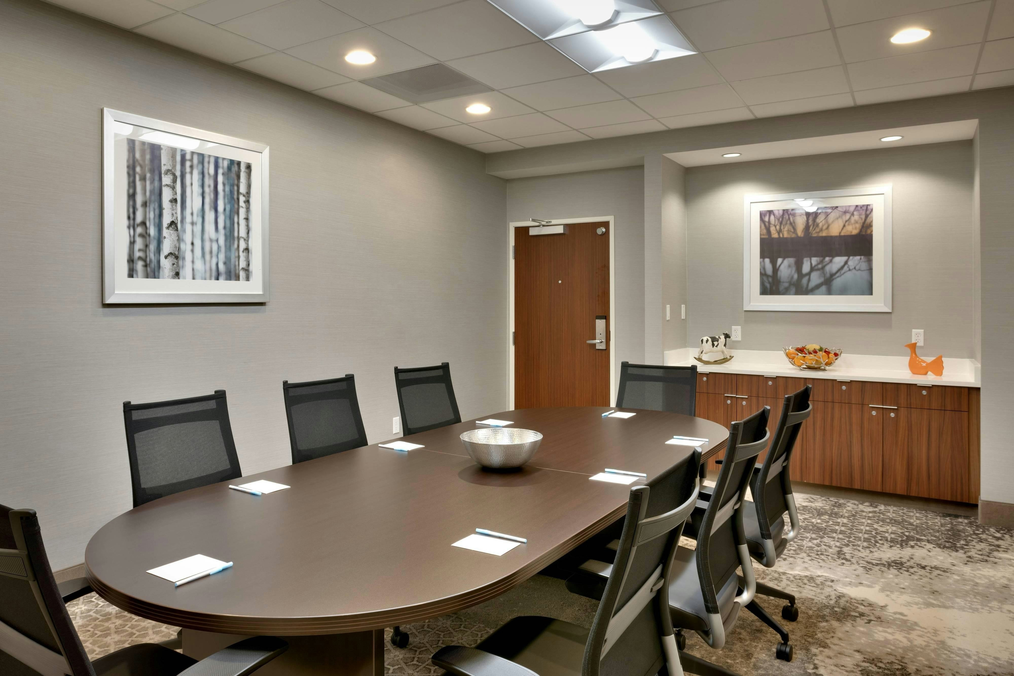 Fairfield Inn & Suites by Marriott Springfield North 34/47