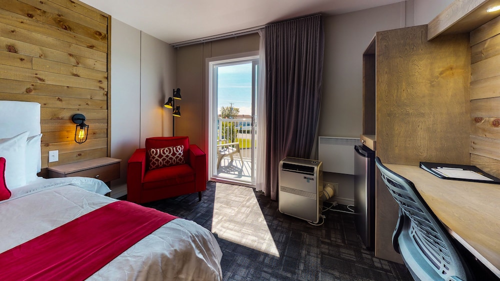 Hostellerie Baie Bleue 35/72