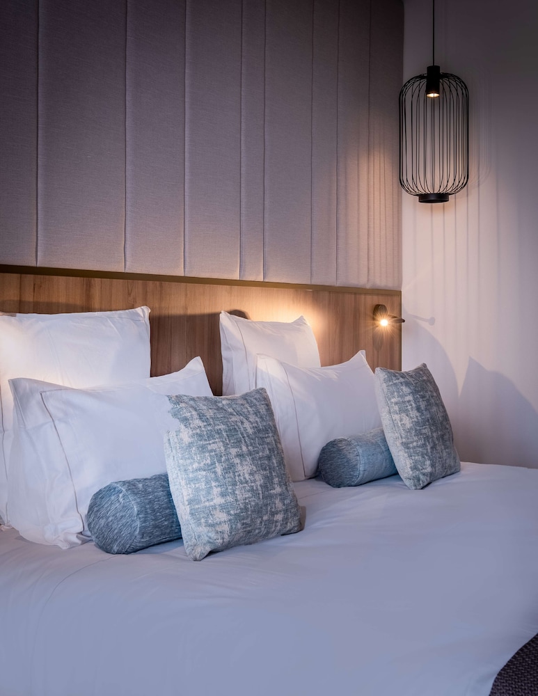 Golden Tulip Lyon Ouest Techlid - Hotel & Spa 20/76
