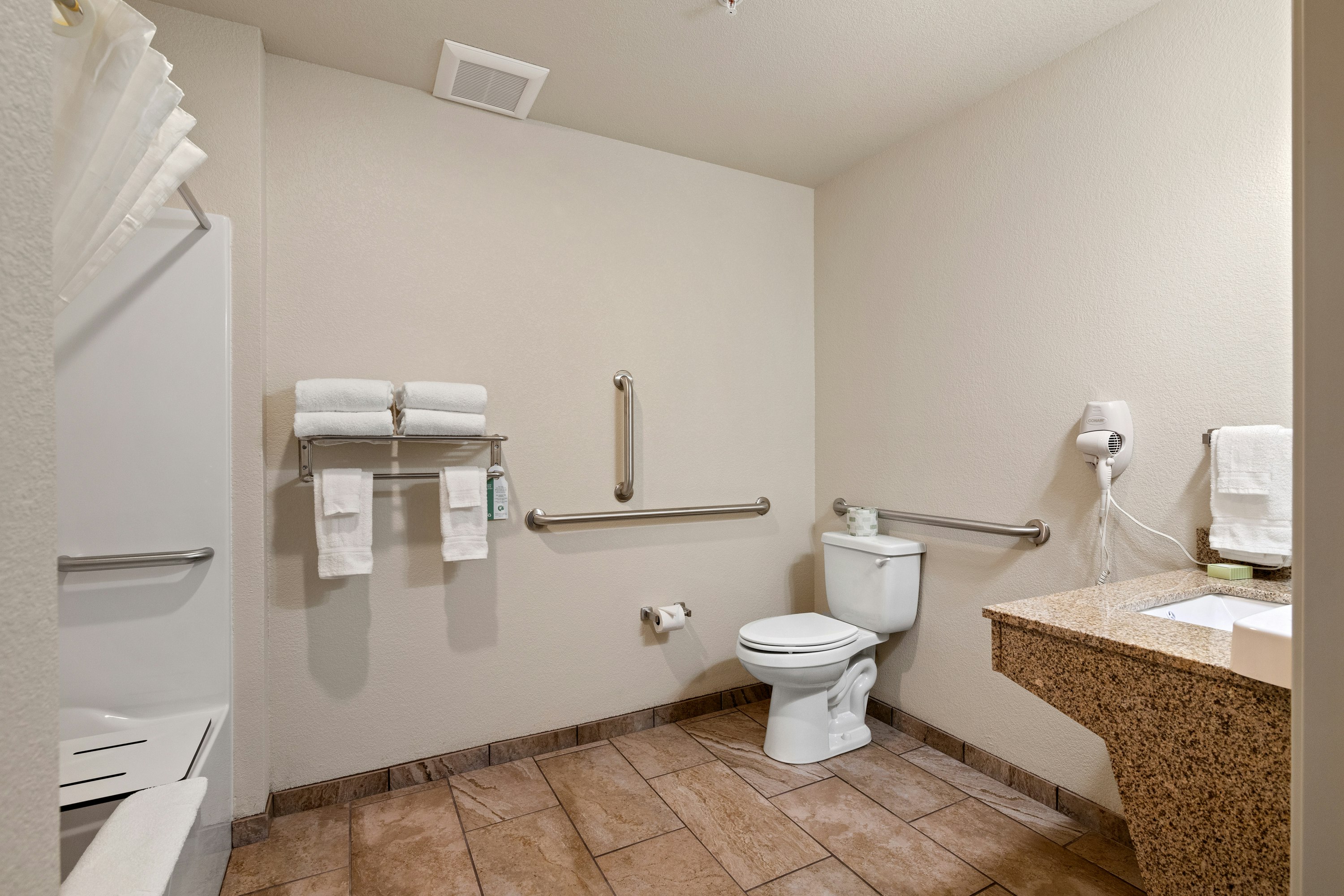 Cobblestone Inn & Suites - Yuma 35/38