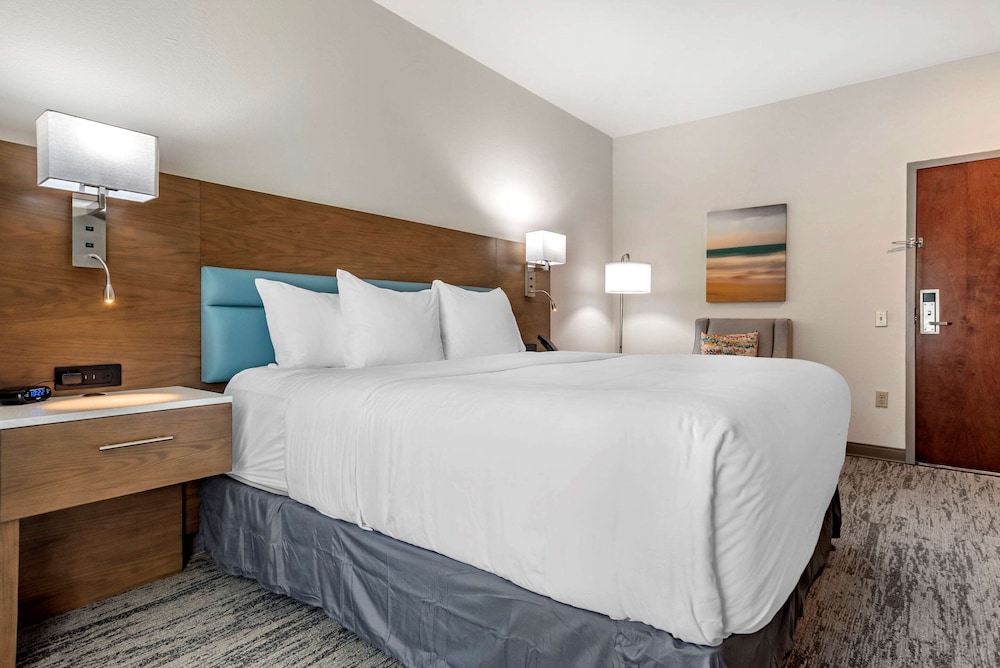 TRYP by Wyndham Tallahassee North I-10 Capital Circle 17/63
