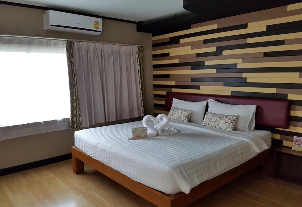 Cactus Resort & Hotel 27/65
