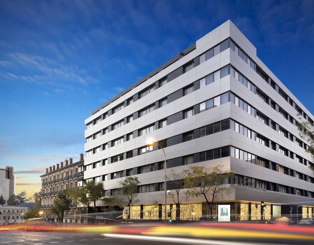 Melia Madrid Serrano 4/71