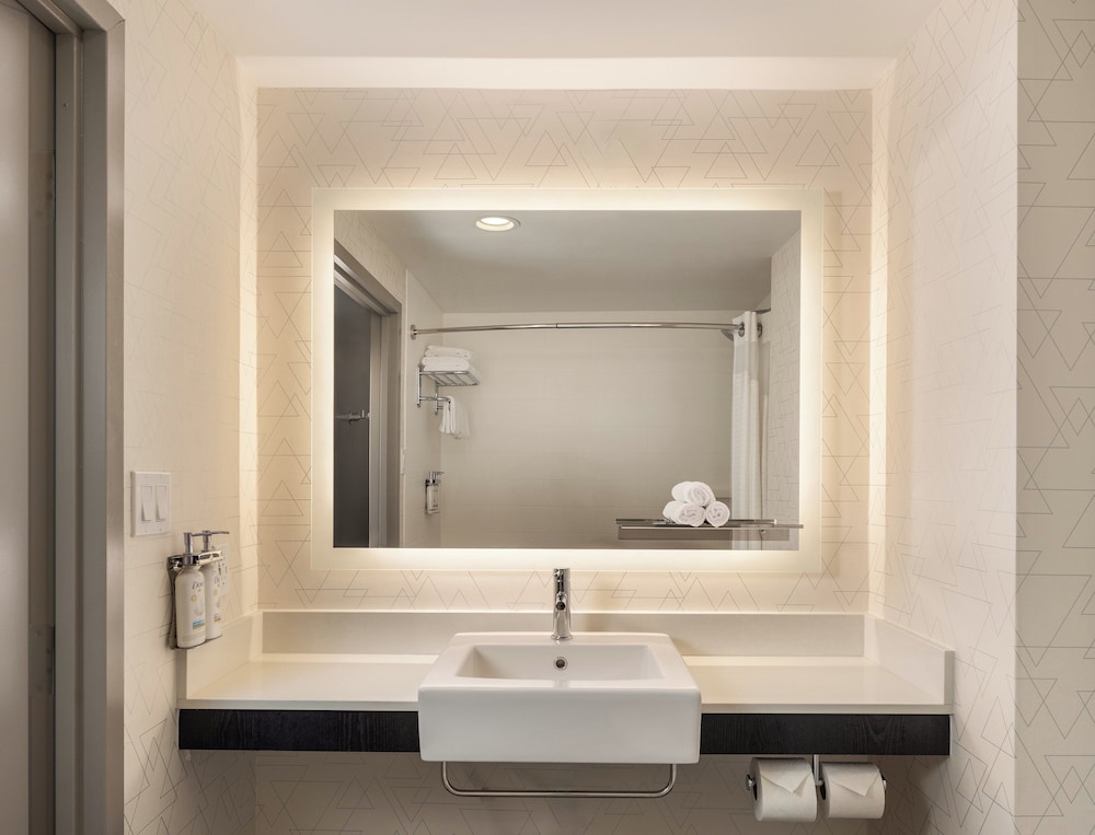 Holiday Inn Express - New York City Chelsea 49/50