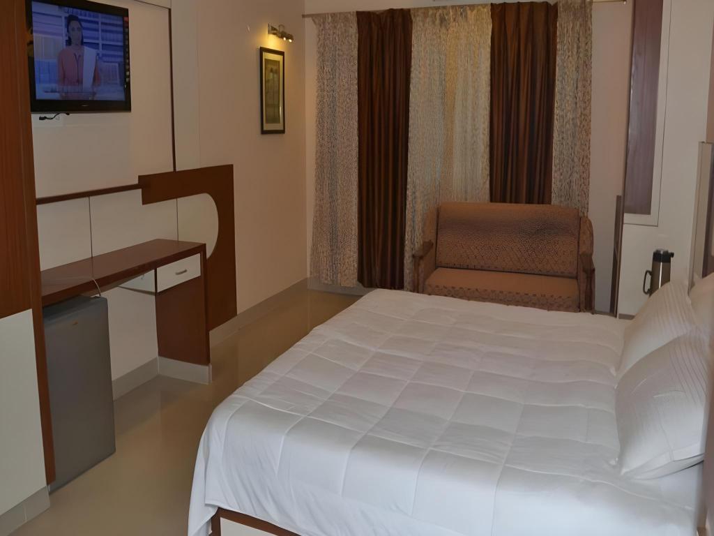 Nayak Beach Resort 16/27