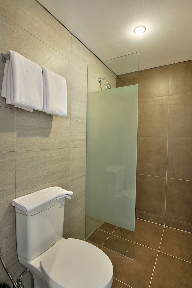 Swiss-Belinn Simatupang 20/57