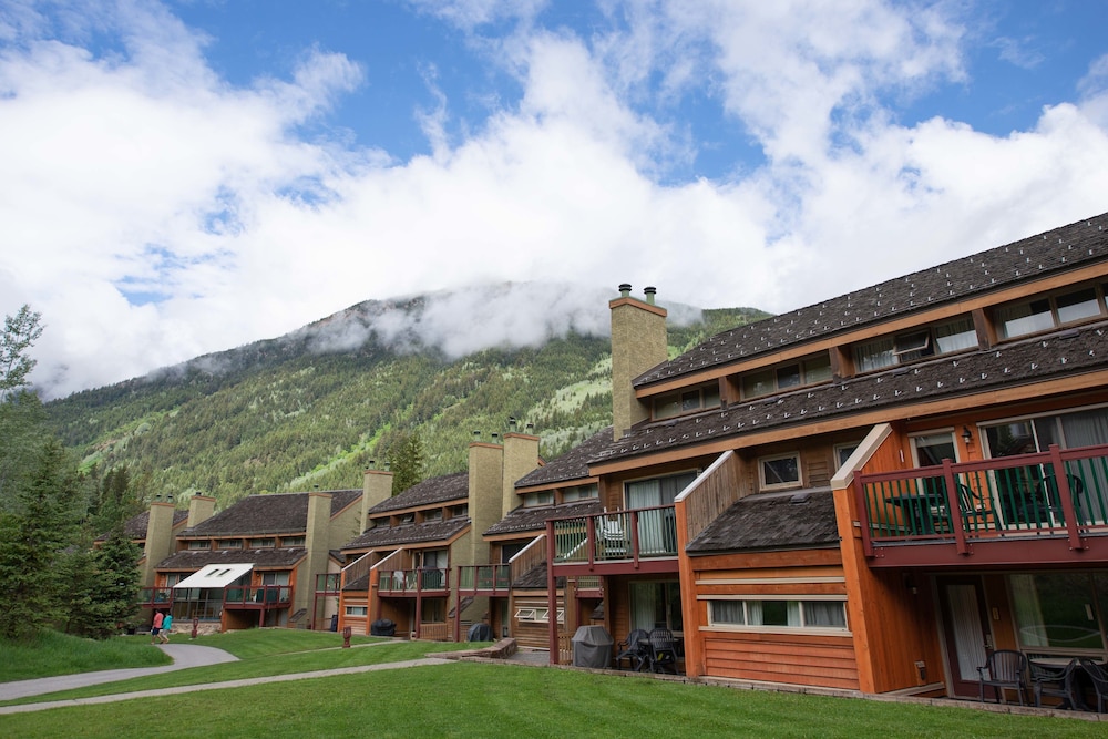 Panorama Vacation Retreat at Horsethief Lodge 1/70