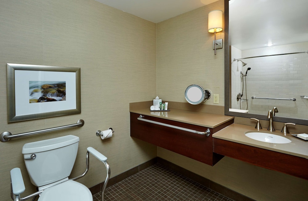 Hilton Saint John 25/72