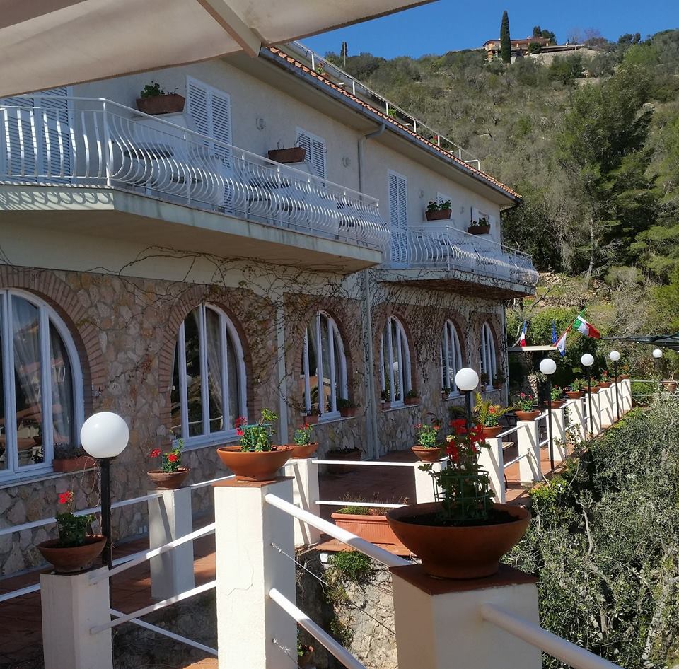 Hotel Vittoria 1/25