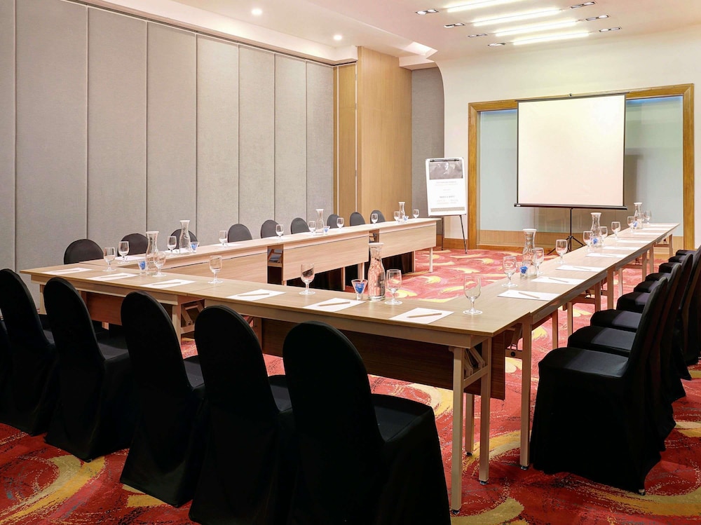 Mercure Bandung Nexa Supratman 62/67